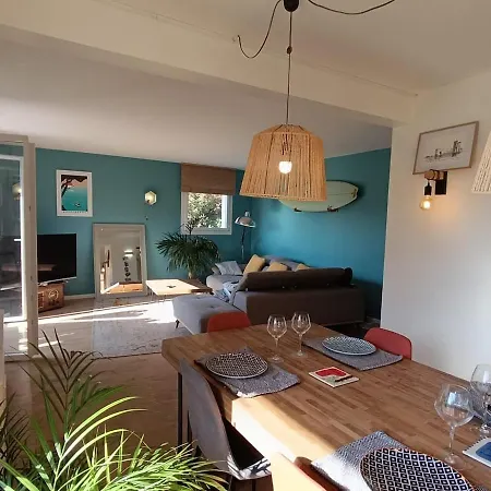 Spacieux T3 Jardin Et Piscine アパート イエール